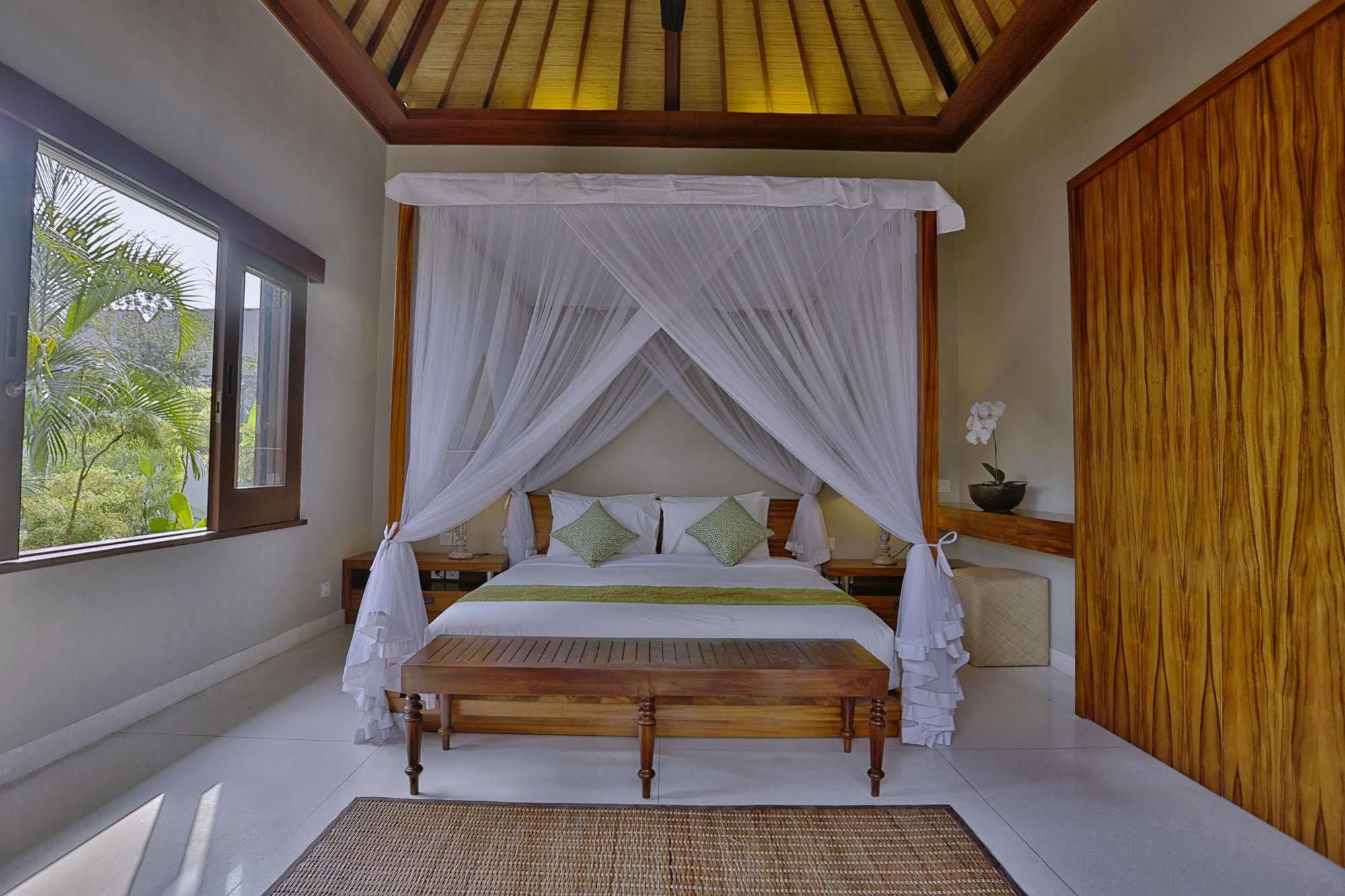 Villa Nikara Kuta Lombok Exterior foto